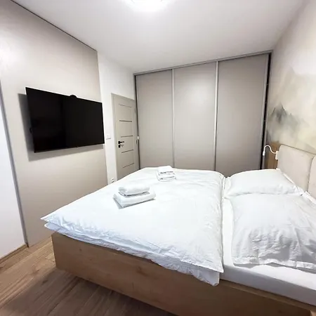 Apartament Lacko With Free Parking *