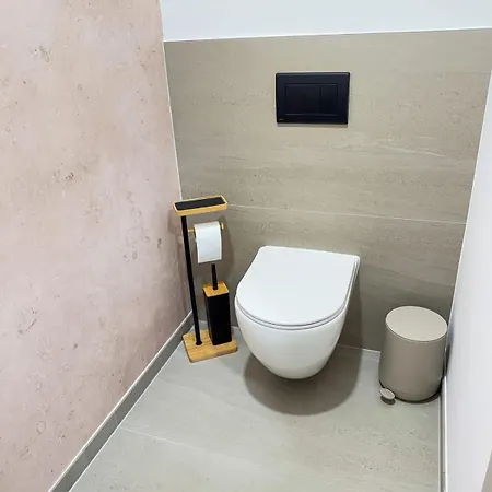 Lacko With Free Parking Apartament *